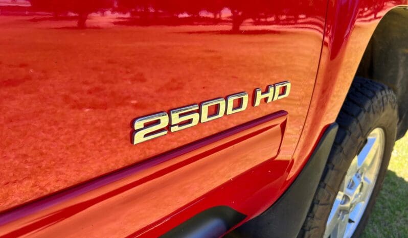 
								2012 Chevrolet Silverado full									