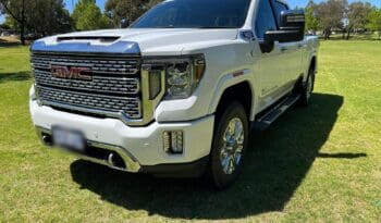 
										2020 GMC Sierra 2500 HD Denali full									