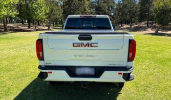 
										2020 GMC Sierra 2500 HD Denali full									
